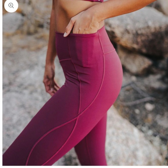 SOLD - Senita Step Up Leggings - Picture 3 of 7